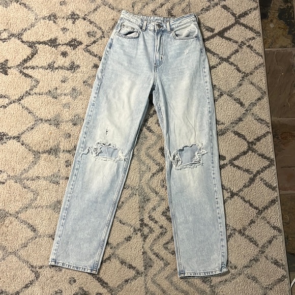 Light washed straight legged jeans - Picture 1 of 5